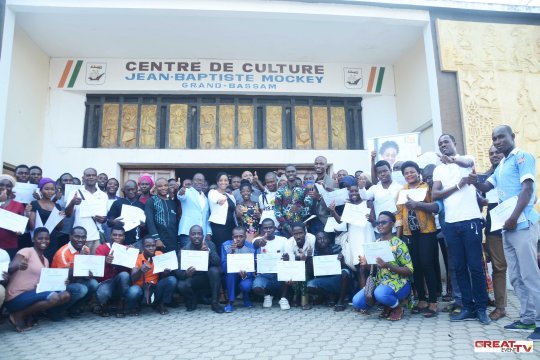 ENTREPRENEURIAT NUMERIQUE : LA CARAVANE JEUNESSE NUMÉRIQUE S’ARRÊTE À GRAND BASSAM 