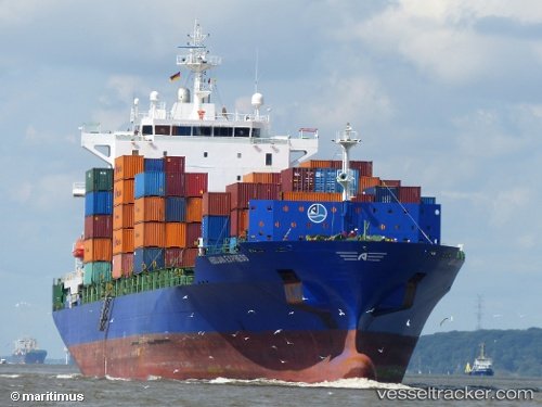 La garde côtière américaine lève les restrictions de sûreté sur les navires partant des installations portuaires d’Abidjan pour les États-Unis 