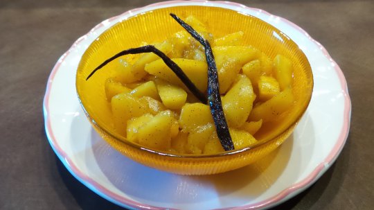 Recettes: COMPOTE DE MANGUE A LA VANILLE