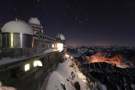 descente freeride pleine lune au Pic du Midi#ApocalypseSnowNPYc #TourismeMidiPy