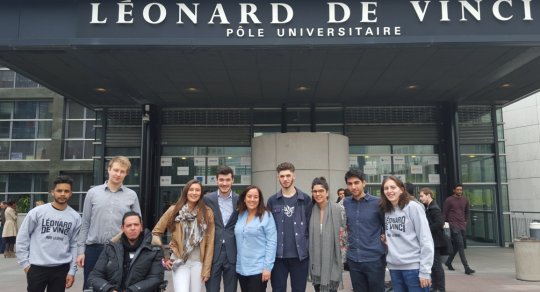 Handisport/Handi Partage : Des étudiants du Pôle Léonard de Vinci lancent les 1ères L'Olympiades Paralympiques, le 21 mai à Courbevoie.