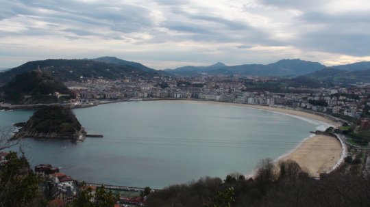 Euskadi : Les données d'EUSTAT montrent que San Sebastian désaisonne et internationalise la destination.