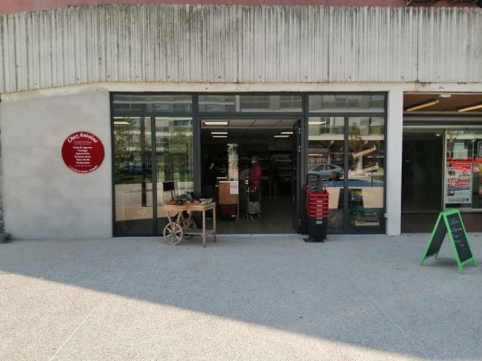 NOUVEAU. RAMONVILLE. '' CHEZ ANTOINE''. Magasin d'Alimentation.