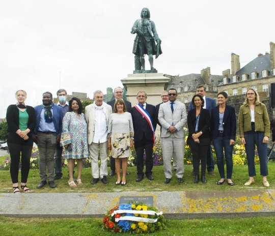L’ILE MAURICE A L’HONNEUR A SAINT-MALO GRACE A L’ASSOCIATION DES AMIS DE MAHE DE LA BOURDONNAIS!