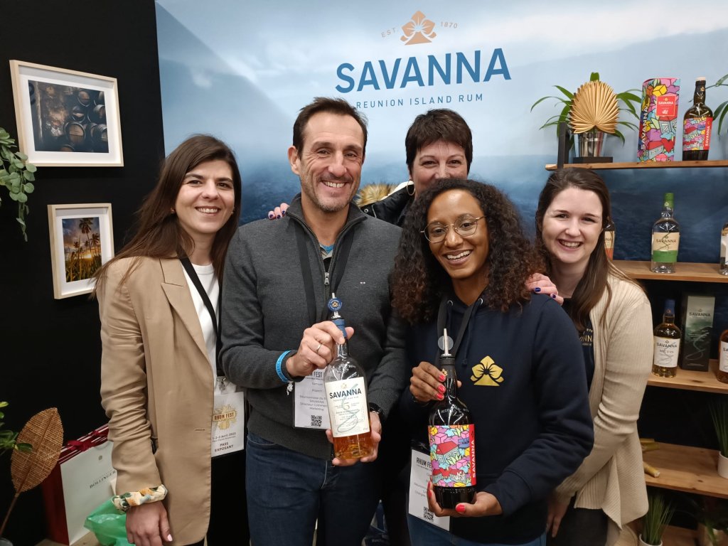 TV Locale Paris - Rhum Fest Paris 2023 : Savanna le rhum de l'île de La Réunion charme les visiteurs.