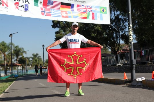 Le Toulousain Goulwenn Tristant Champion du monde d’ultra triathlon 2016 !