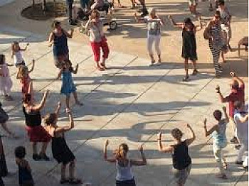 Ahetze (64) : Stage de danses de Catalogne avec Ramon Cardona et Aniez