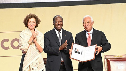 Antonio Costa reçoit le Prix Félix Houphouët-Boigny - UNESCO pour la Recherche de la Paix à Abidjan