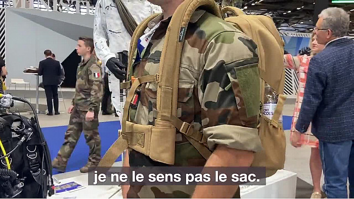 TV Locale Paris - le Sac-à-Dos révolutionnaire GRAVIPACK Brevet Français était présent à Eurosatory