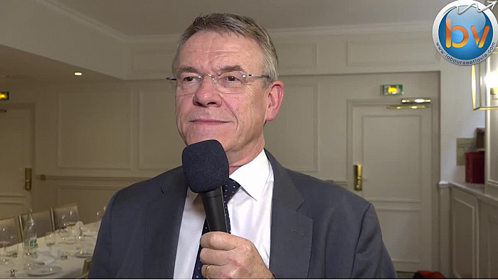 "Didier Testot Fondateur de LA BOURS EET LA VIE TV" avec Philippe Gelin, Président du Directoire Groupe LDC : "On travaille à ce que la croissance organique soit la plus forte possible".