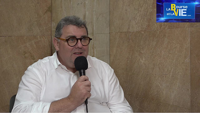 "Didier Testot Fondateur de LA BOURSE ET LA VIE TV" avec Philippe Le Ray Directeur Général Vinpai : "Un savoir-faire unique sur ce marché".