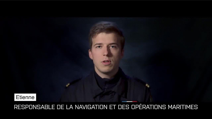 #Portrait - Étienne, officier responsable de la navigation et des opérations maritimes @etremarin